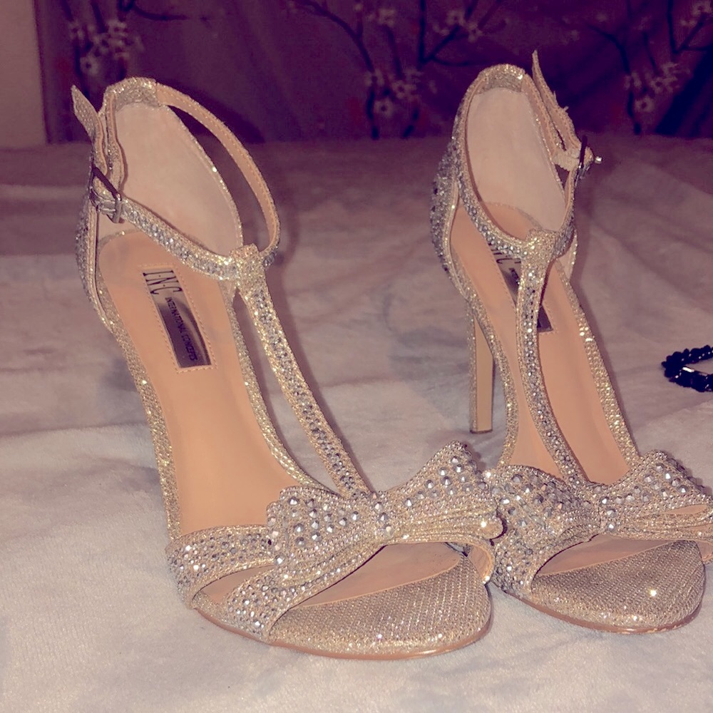 Size 7.5 Dress shoes